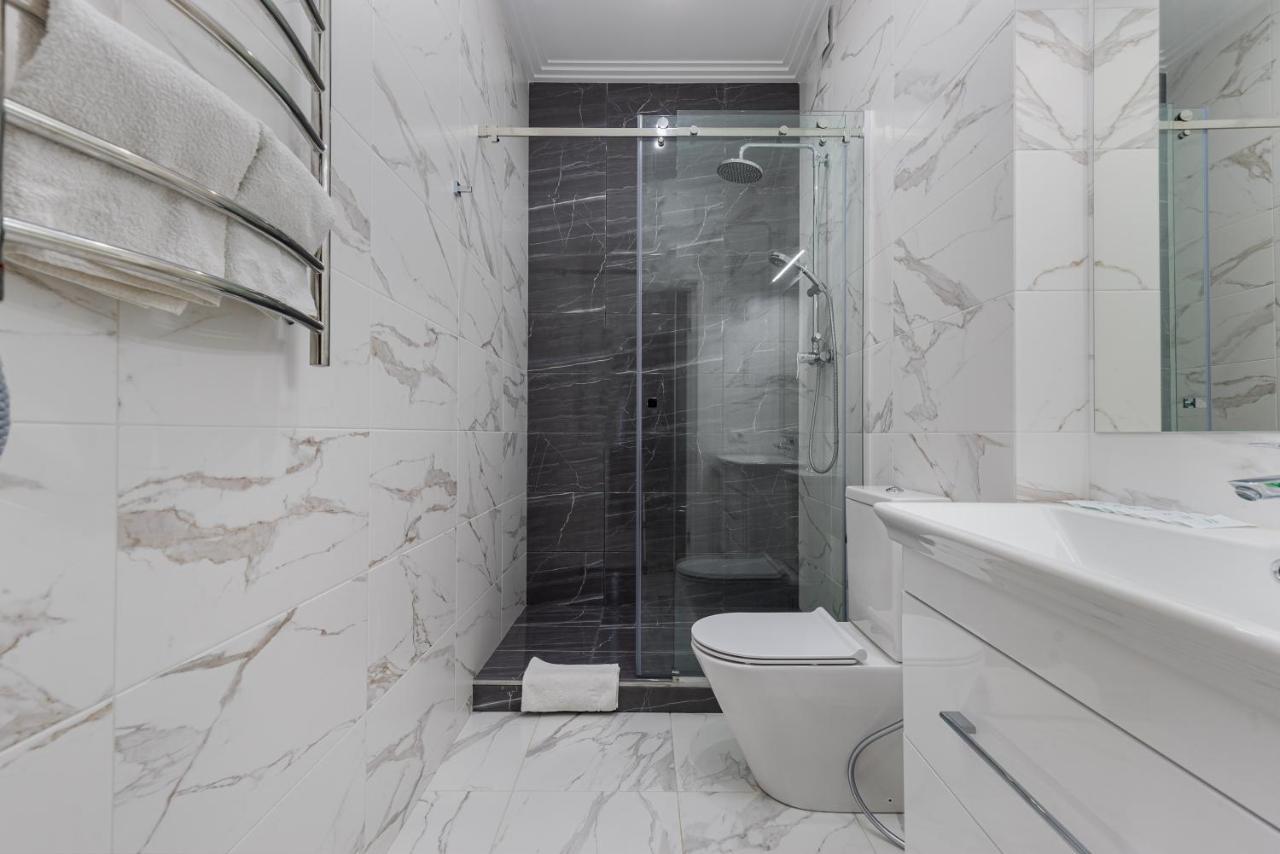 Sea Symphony 3-Bedrooms Apartment Odessa Extérieur photo