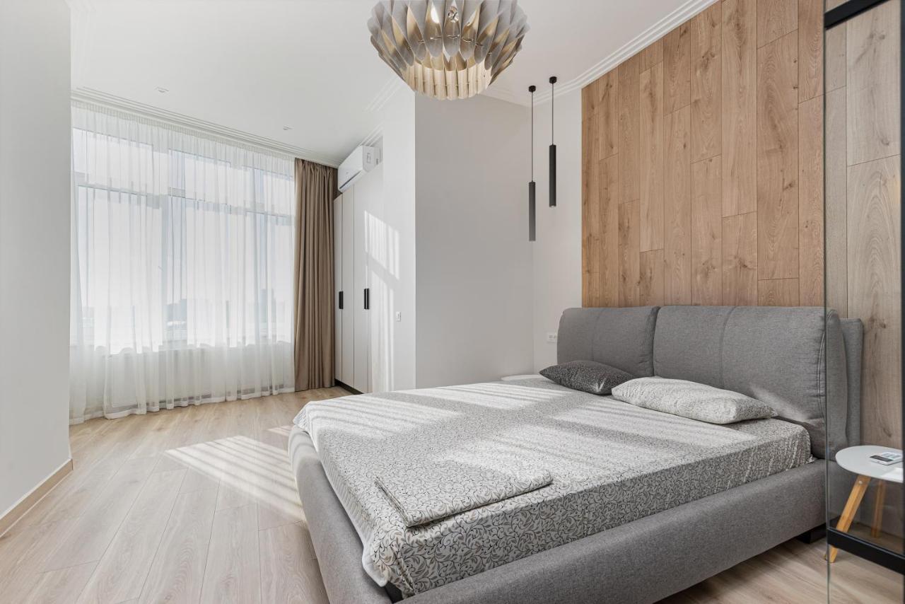 Sea Symphony 3-Bedrooms Apartment Odessa Extérieur photo