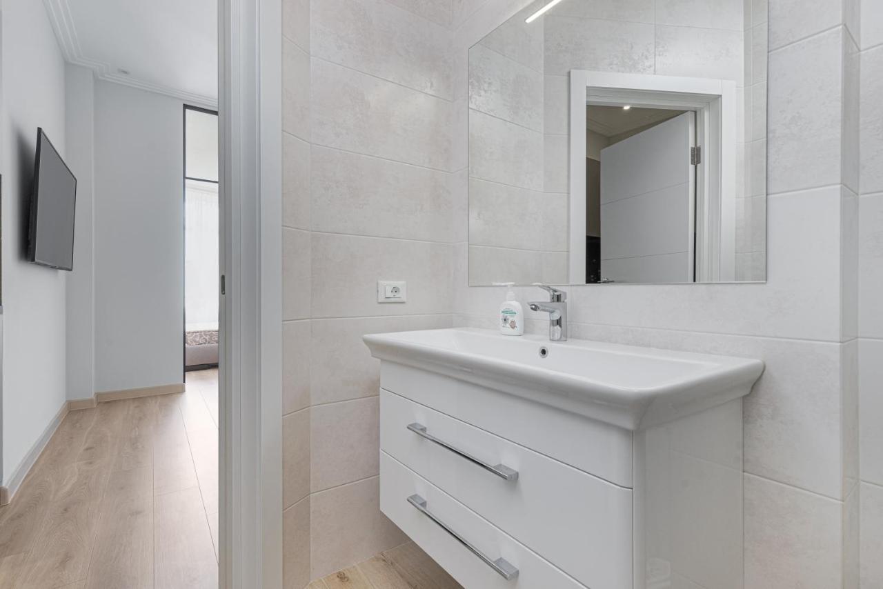 Sea Symphony 3-Bedrooms Apartment Odessa Extérieur photo